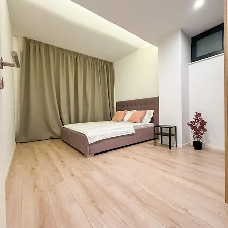 Hotel Apartment * Boekarest